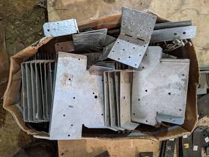 lot 56 image: (33) 6x6 Wood to Wood Caps Part No. LPC6Z