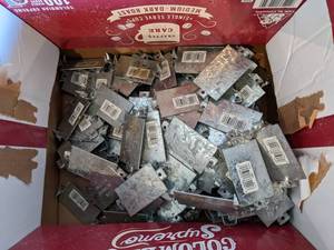 lot 68 image: 100 Simpson 3 x 1.5 Galvanized Nail Plates Part No. NS1