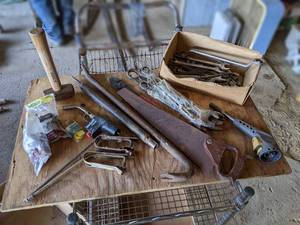 lot 16 image: Lot of Assorted Hand Tools - Combination Wrenches, Sockets, Crow Bar, Hammer and More