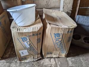 lot 152 image: Lot of Approximately 100 10 Contempo Maxi-Mizer Plant Pots - Part No. I-CT10WH