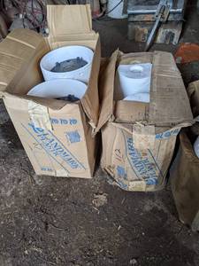 lot 153 image: Lot of Approximately 100 10 Contempo Maxi-Mizer Plant Pots - Part No. I-CT10WH