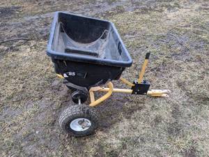 lot 187 image: Pull Behind Yardworks Seed  Fertilizer Spreader - 85# - 22 x 36 x 26