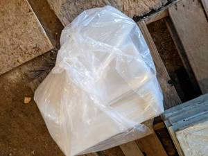 lot 204 image: Large Lot of Poly Bags - 23 x 20 - Heavy Duty - About 200