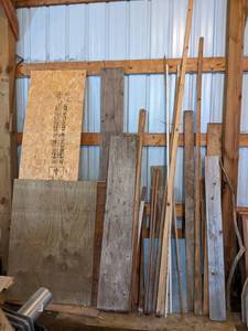 lot 205 image: Large Lot of Assorted Lumber