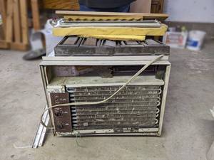 lot 283 image: Whirlpool 14,000 BTU Window Air Conditioner - R-22 Refrigerant 110V - Rollers NOT included.