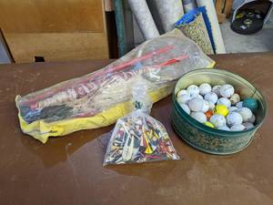 lot 292 image: Badminton Kit, Oodles of Golf Balls and Tees - Lots of Fun