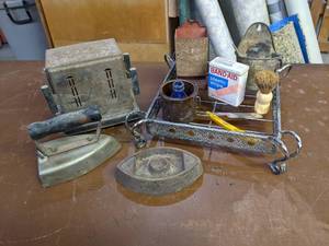 lot 297 image: Vintage Electric Iron, Toaster, Match Holder, Carrington Shaver w Klenzo Oure Badger Brush