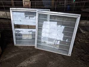 lot 364 image: Lot of (2) Aluminum Framed Glass Louvers - 29 x 30
