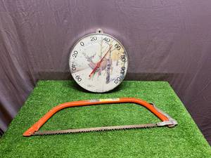 lot 11 image: 21 Bow Saw & Thermometer