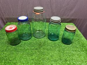 lot 13 image: Ball Perfect Mason Jars