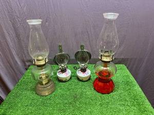 lot 15 image: Lanterns