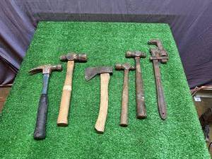 lot 18 image: Hammers & Pipe Wrench
