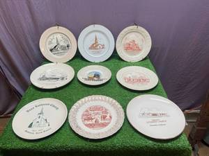 lot 32 image: Collector Plates