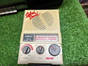 lot 36 image: Radios