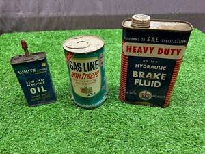 lot 62 image: Vintage Oil Cans