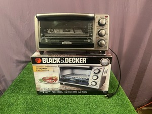lot 63 image: Black & Decker Toaster Oven