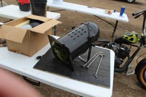 lot 26 image: Stage Lighting Fixture
