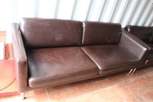 lot 30 image: Dark Brown Vinyl Living Room Sofa