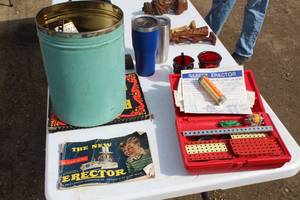 lot 52 image: Vintage Erector Sets with Users Manual and Case (In Original Box)