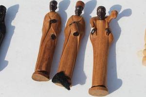 lot 73 image: Lot of (3) Carved Figurines - Shepherds