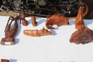 lot 78 image: Lot of (7) Carved Figurines Fish, Cow, Nose, Bust, Bird