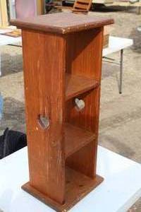 lot 82 image: Wood Display Shelf