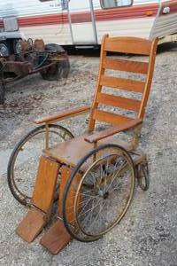 lot 100 image: Vintage Wood Wheelchair C204BS