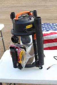lot 107 image: Ridgid WD64250 Shop Vacuum