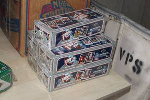 lot 116 image: Lot of (5 Boxes) 1991 Upper Deck NFL Football Collectors Cards (Unopened )