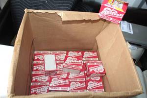 lot 125 image: Lot of (25 Boxes) 1989 Topps Traded Series Baseball Collectors Cards (Unopened )