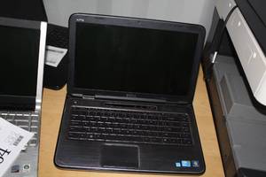 lot 164 image: Dell XPS Waves Maxx Audio3 14 Laptop Computer P12G