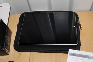 lot 170 image: Surface 12 Laptop Computer, Case