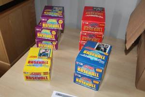 lot 127 image: Lot of (9 Boxes) Score Baseball Collectors Cards (Unopened ) - 1988 (x3 box), 1989 (x2 box), 1990 (x1 box), 1991 (x3 box)