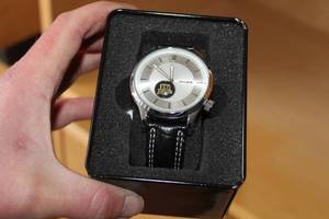lot 143 image: Sparo Mens Wrist Watch, Case