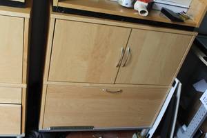 lot 154 image: Wood Storage Cabinet 1-drawer2-door