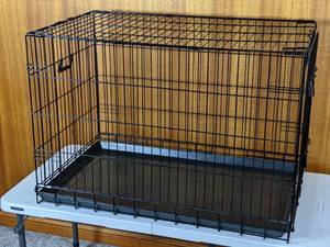 Folding Wire Pet Kennel with Plastic Tray Insert
