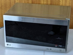 LG NeoChef LMC0975 Microwave