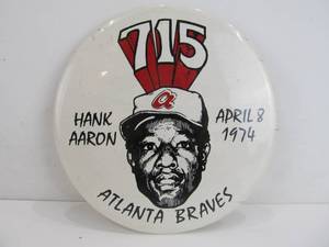 Large Oversized Button Hank Aaron 1970s - Homerun No. 715