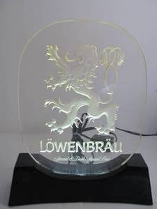 Vintage LOWENBRAU Lighted Beer Sign