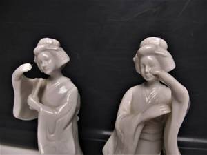 Pair of Vintage Mid Century Porcelain Geisha Girl Figures