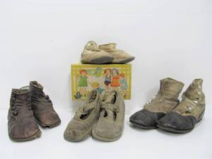 4 Pairs of Antique &amp Vintage Childs Shoes