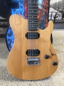 Very Cool YAMAHA Wood Body Electric Guitar wCase