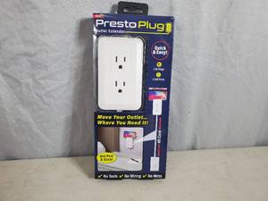 lot 11 image: New Presto Plug Outlet Extender