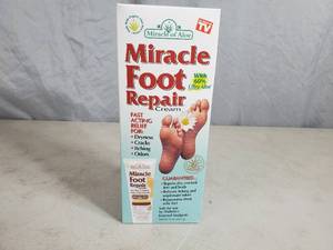 lot 13 image: New Miracle Foot Repair
