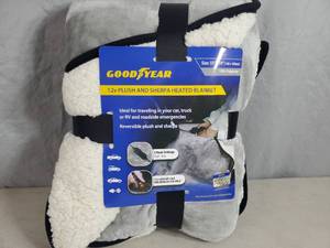 lot 61 image: New Goodyear 12v Plush and Sherpa Heated Blanket