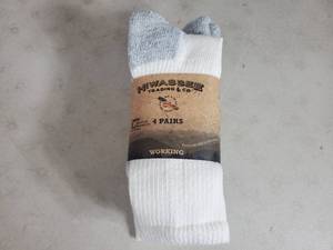 lot 119 image: New 4 Pack of Hiwassee Trading Work Socks