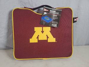 lot 128 image: New MN Gophers Seat Cushion