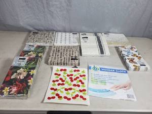 lot 142 image: New Napkins and Cleaning Items
