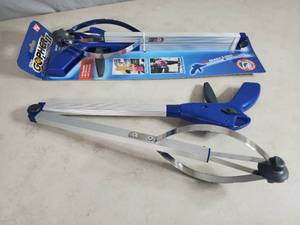 lot 155 image: 2 New Gopher II Folding Pickup and Reach Tools