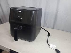 lot 186 image: Instant Vortex Air Fryer